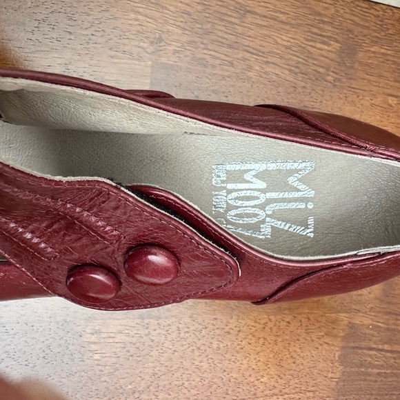 ✨Miz Mooz “Fiddle” Mary Janes – Ruby Red Perfection! ✨ EU 42 (US 10.5–11) - Picture 5 of 9
